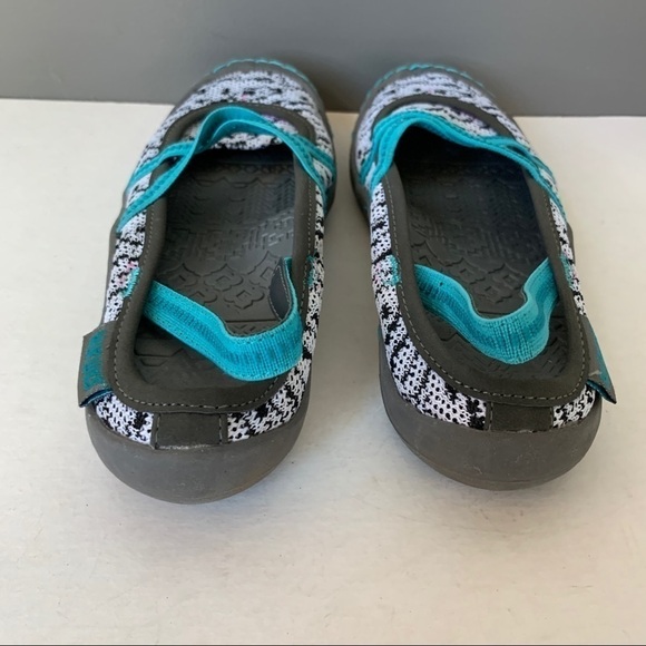 Mukluks Turquoise Water Type Shoes With Elastic Strap Size 7 - Picture 8 of 8